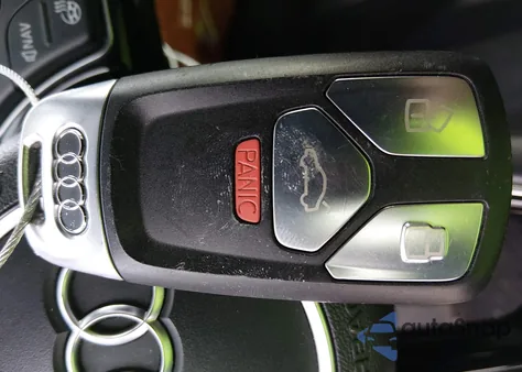 2017 Audi A4 2.0T Premium z USA, uszkodzony, nr VIN WAUENAF43HN014428